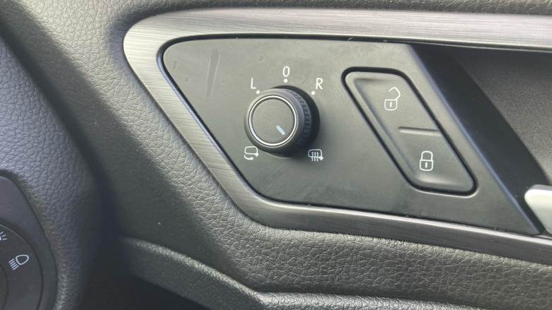 Volkswagen Golf 1.6 TDI Match 5dr DSG Diesel Hatchback